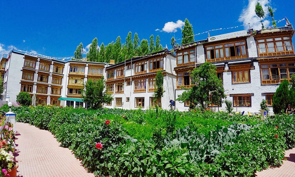 Oriental Hotel Leh Buitenkant foto